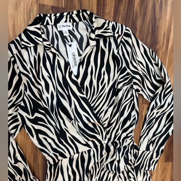 🔥 New The Drop Zebra Print Long Sleeve Wrap Dress - Picture 4 of 5